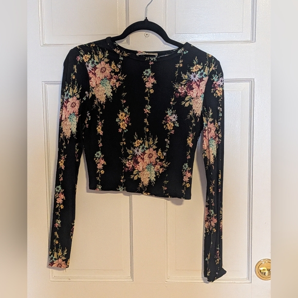 Alice + Olivia Delaina Floral Top - Picture 2 of 3